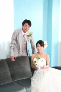 結婚報告のはがきを出さないのは失礼 いつどこまで出したら良いの 落花流水